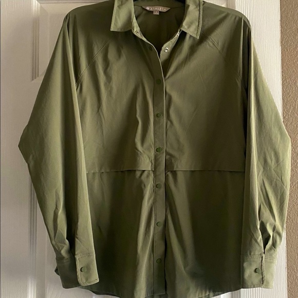 NWOT Athleta blouse. - Picture 1 of 10